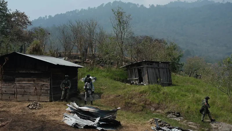 Mayo –  Soldados recorren Pantelhó, Chiapas